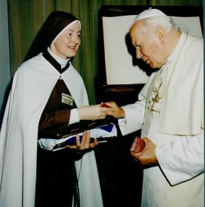 Sister Joseph Marie of the Trinity with Pope John Paul II